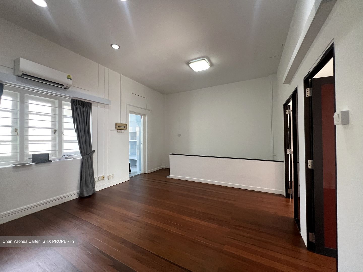 Lowland Garden (D19), Shop House #589872671